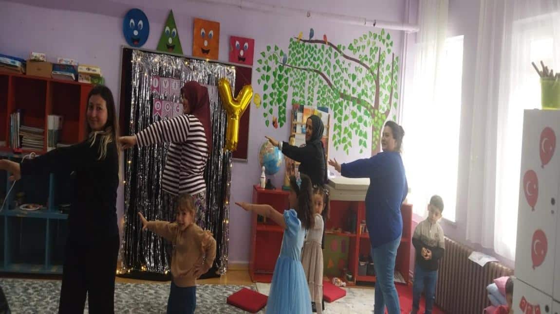 Ailemle Eğitim Yolculuğu Projemiz kapsamında okulumuzda düzenlediğimiz etkinlikler